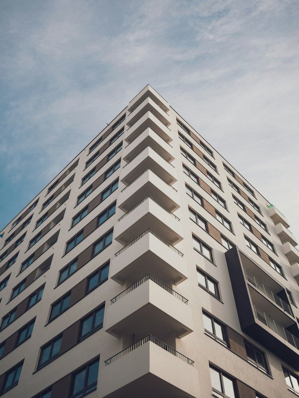 Comment créer une allée de jardin attrayante ?